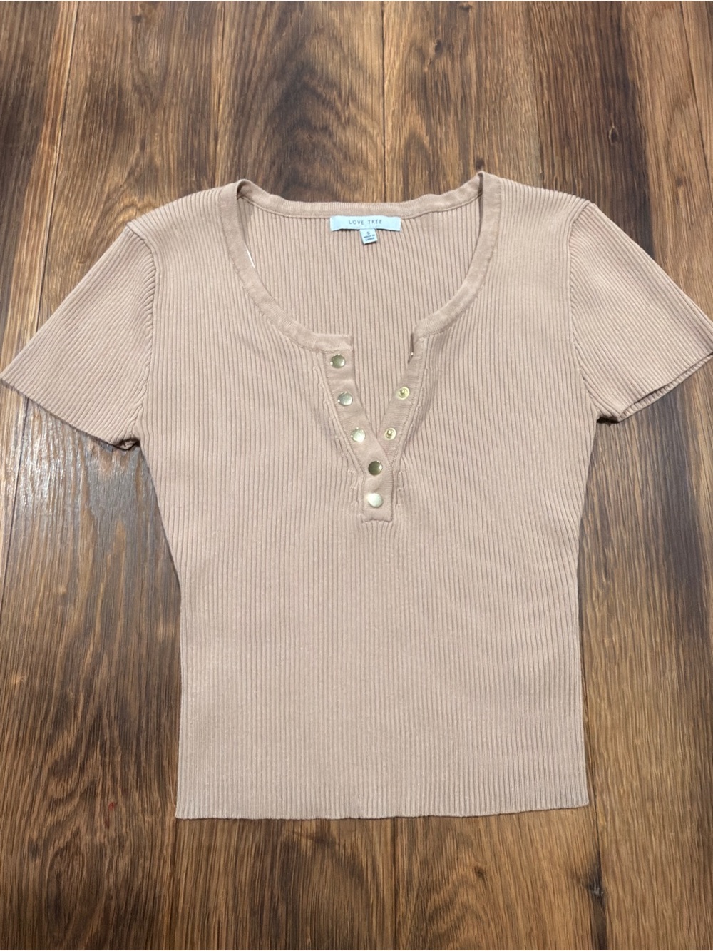 Love Tree Beige Ribbed Snap-Front Short Sleeve Top
